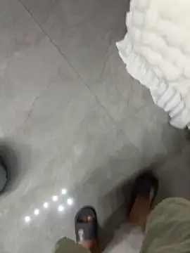 tanhua002 online show from 04-17-26, 03:48