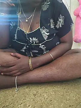 Snapshot of Shilpa-Tamil chatting on 05-07-26, 06:30 Shilpa-Tamil online show from 05-07-26, 06:30