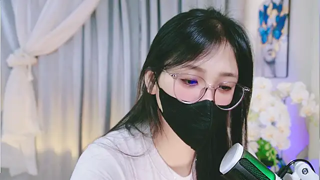 Chan Chann online show from 05-25-26, 03:18