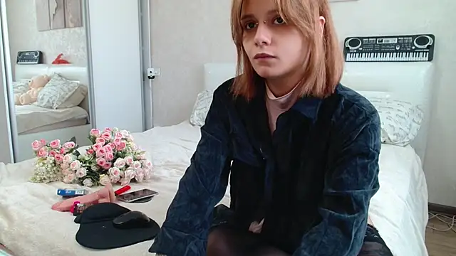 The Slutty Fox online show from 05-12-26, 11:07