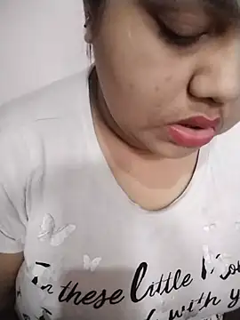 hotsilk21 online show from 06-17-26, 10:50