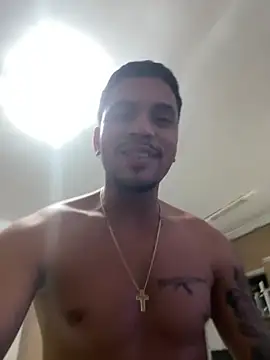 Hotberryofc online show from 04-12-26, 12:04