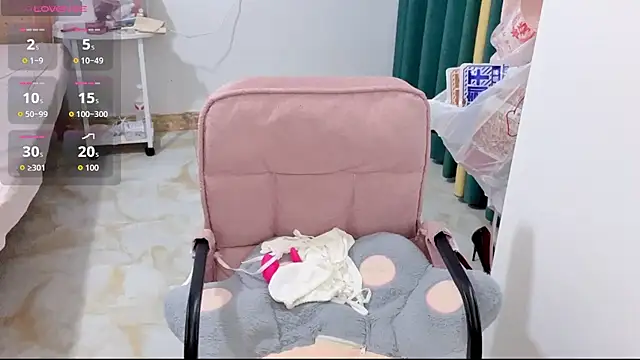 Snapshot of Kaixin-baobao chatting on 06-12-26, 12:15 Kaixin-baobao online show from 06-12-26, 12:15
