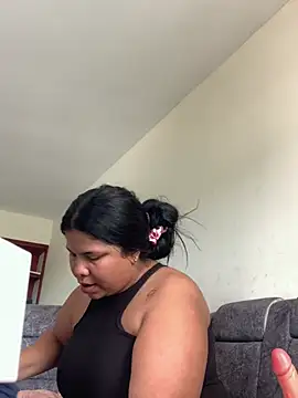 Snapshot of megan_purpura chatting on 06-29-26, 07:03 megan purpura online show from 06-29-26, 07:03