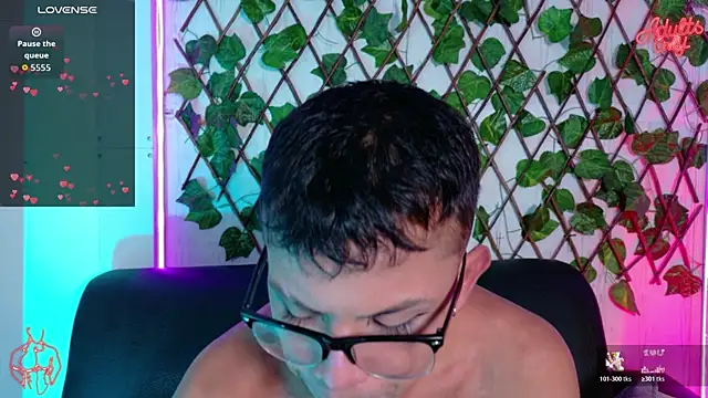 Snapshot of Apolo_Prince1 chatting on 04-10-26, 10:25 Apolo Prince1 online show from 04-10-26, 10:25