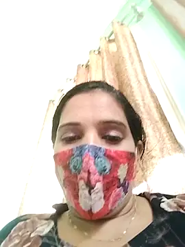 Snapshot of Monika_telugu_queen chatting on 06-15-26, 04:15 Monika telugu queen online show from 06-15-26, 04:15