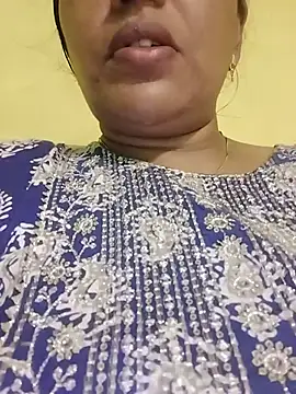 Snapshot of Monika_telugu_queen chatting on 07-07-26, 01:48 Monika telugu queen online show from 07-07-26, 01:48