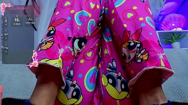 Snapshot of Perlaa_moon_ chatting on 07-16-26, 03:51 Perlaa moon online show from 07-16-26, 03:51