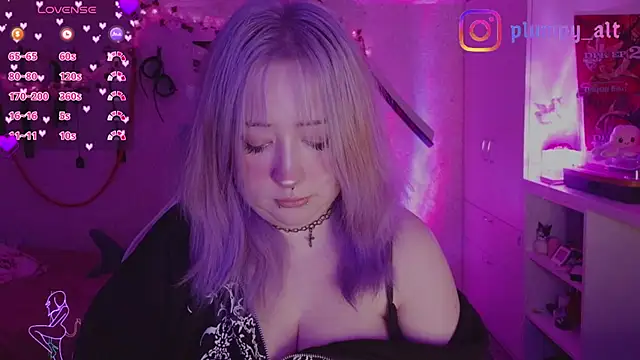 plumpy girl online show from 05-06-26, 05:40