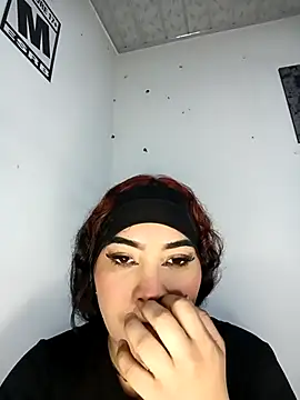 Snapshot of Maddy_sm chatting on 04-18-26, 12:58 Maddy sm online show from 04-18-26, 12:58
