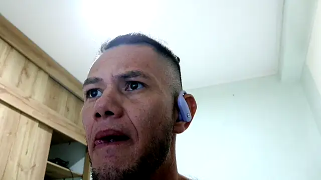 andrew 1520 online show from 11-18-25, 08:35