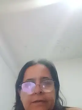 Snapshot of PienCanela chatting on 05-27-26, 11:07 PienCanela online show from 05-27-26, 11:07