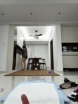Snapshot of huangjialipao003 chatting on 07-19-26, 01:37 huangjialipao003 online show from 07-19-26, 01:37