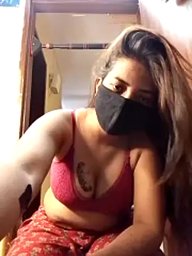 Snapshot of sima_loves chatting on 04-27-26, 03:37 sima loves online show from 04-27-26, 03:37