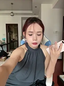 Ava-27 online show from 04-18-26, 01:20