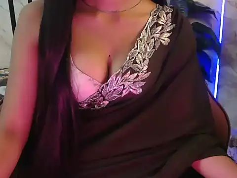 shreya    online show from 05-13-26, 06:22