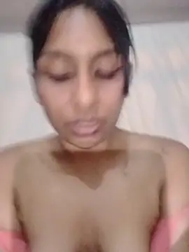 Snapshot of MELIZ_QUEEN chatting on 05-21-26, 12:28 MELIZ QUEEN online show from 05-21-26, 12:28
