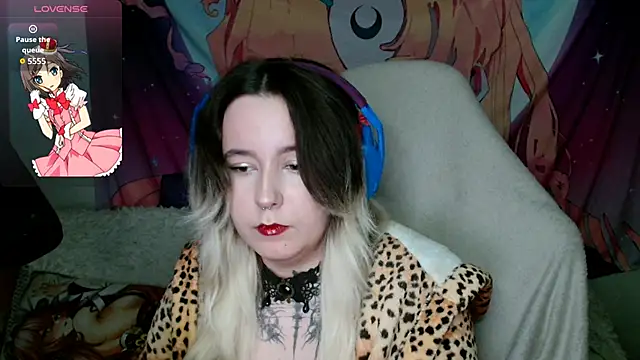 mirabite  online show from 04-13-26, 07:36