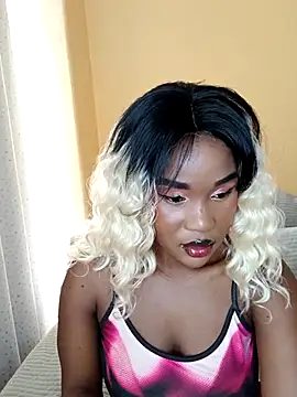 Bootyyynova online show from 04-17-26, 08:06