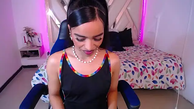 Snapshot of Miaa_ferrari1 chatting on 05-27-26, 11:07 Miaa ferrari1 online show from 05-27-26, 11:07