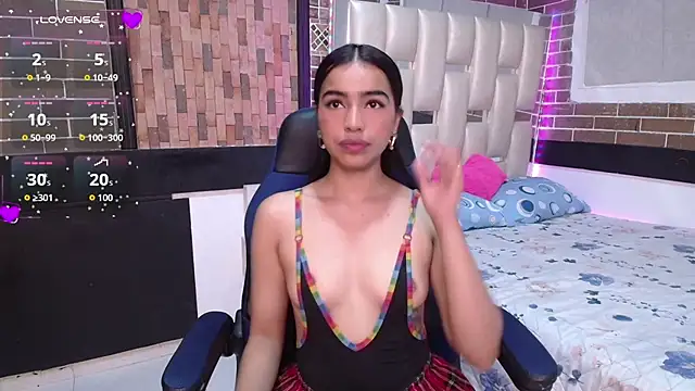 Snapshot of Miaa_ferrari1 chatting on 07-09-26, 01:04 Miaa ferrari1 online show from 07-09-26, 01:04