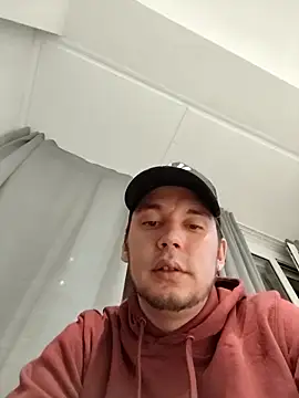 HugoEspada1 online show from 04-17-26, 07:50