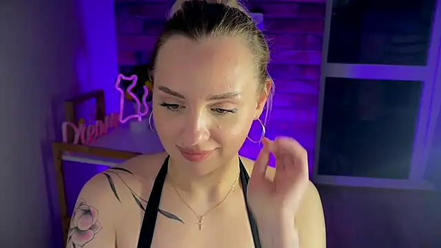 mari grey online show from 04-24-26, 11:51