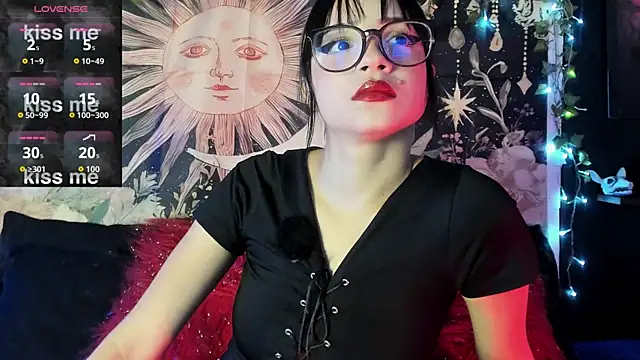 LaxiViolet online show from 07-31-26, 04:06