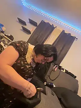 AmalaHexx online show from 04-14-26, 12:16