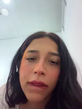 Snapshot of milakitti chatting on 07-09-26, 07:23 milakitti online show from 07-09-26, 07:23