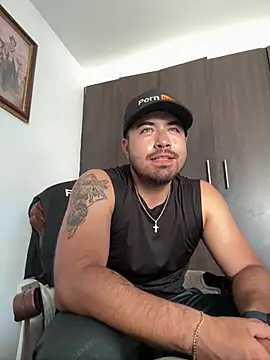 Snapshot of Frednunex chatting on 04-15-26, 07:58 Frednunex online show from 04-15-26, 07:58