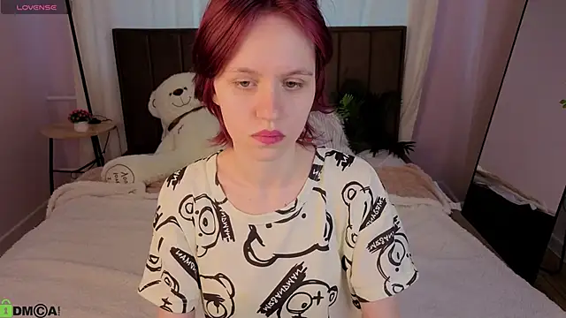 Snapshot of Milena_Milyan chatting on 05-14-26, 01:45 Milena Milyan online show from 05-14-26, 01:45