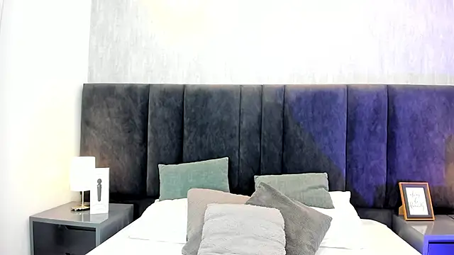 Snapshot of miaa_Lind chatting on 05-22-26, 05:03 miaa Lind online show from 05-22-26, 05:03