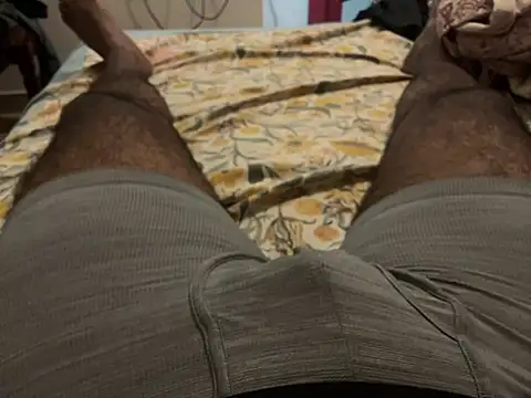 Snapshot of smalldick1202 chatting on 04-14-26, 10:16 smalldick1202 online show from 04-14-26, 10:16