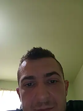 Snapshot of Mariofls chatting on 05-29-26, 02:15 Mariofls online show from 05-29-26, 02:15