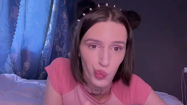 Snapshot of Niky_Long chatting on 06-04-26, 07:36 Niky Long online show from 06-04-26, 07:36
