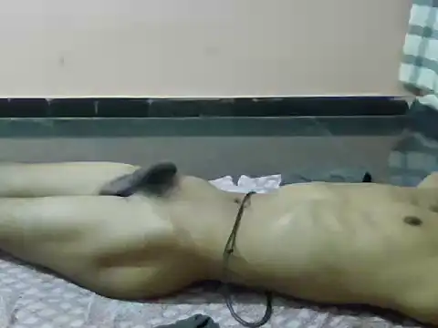 itsmemadhu2019 online show from 04-25-26, 08:06