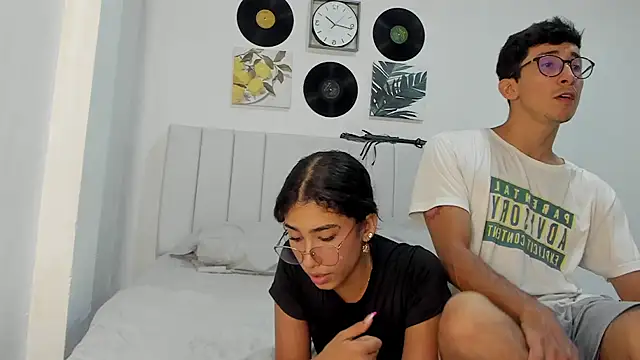 Snapshot of alanandtifany chatting on 07-14-26, 06:46 alanandtifany online show from 07-14-26, 06:46