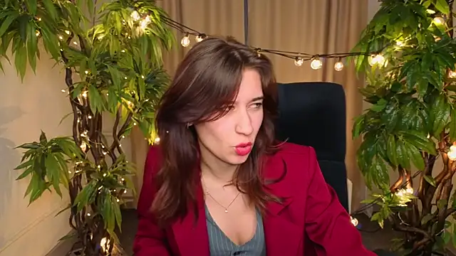 SuzanneJackson online show from 04-18-26, 07:07