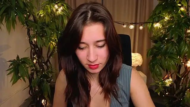 SuzanneJackson online show from 04-18-26, 07:58