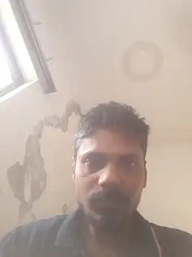 Snapshot of sk022 chatting on 05-20-26, 01:23 sk022 online show from 05-20-26, 01:23