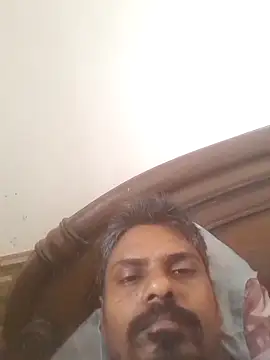Snapshot of sk022 chatting on 05-21-26, 02:40 sk022 online show from 05-21-26, 02:40