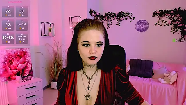 Snapshot of nikki_kiss_ chatting on 07-08-26, 08:41 nikki kiss online show from 07-08-26, 08:41