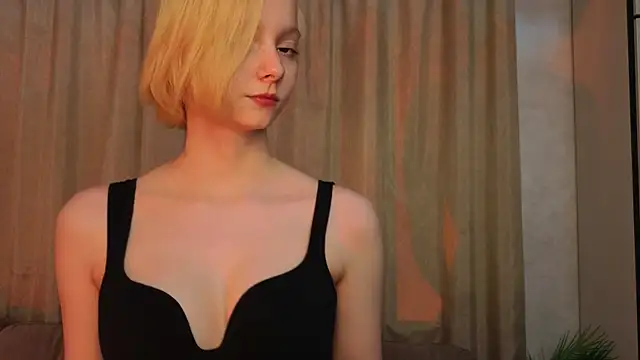 sweet lynx online show from 04-15-26, 04:14