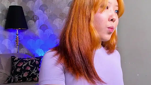 Snapshot of AzureMimi chatting on 04-21-26, 01:50 AzureMimi online show from 04-21-26, 01:50