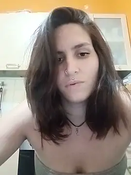 Snapshot of Jessica4398 chatting on 06-18-26, 04:11 Jessica4398 online show from 06-18-26, 04:11