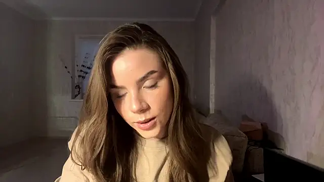 LeishaRocher online show from 04-18-26, 05:50