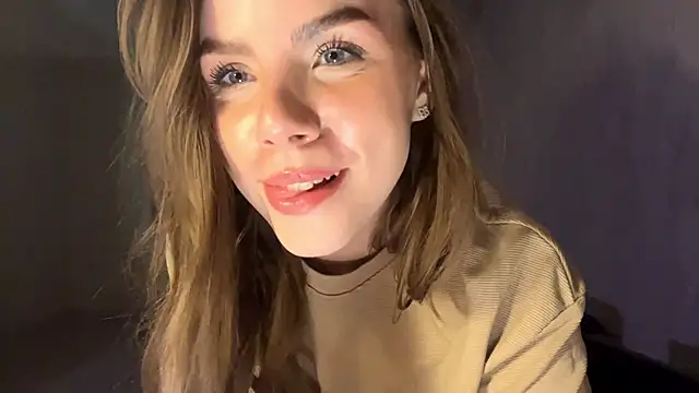 LeishaRocher online show from 04-18-26, 07:58