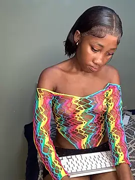 Petite BUNNYWORXXX online show from 04-20-26, 12:52