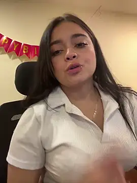 Snapshot of Selene__Ferrer chatting on 05-11-26, 04:04 Selene Ferrer online show from 05-11-26, 04:04